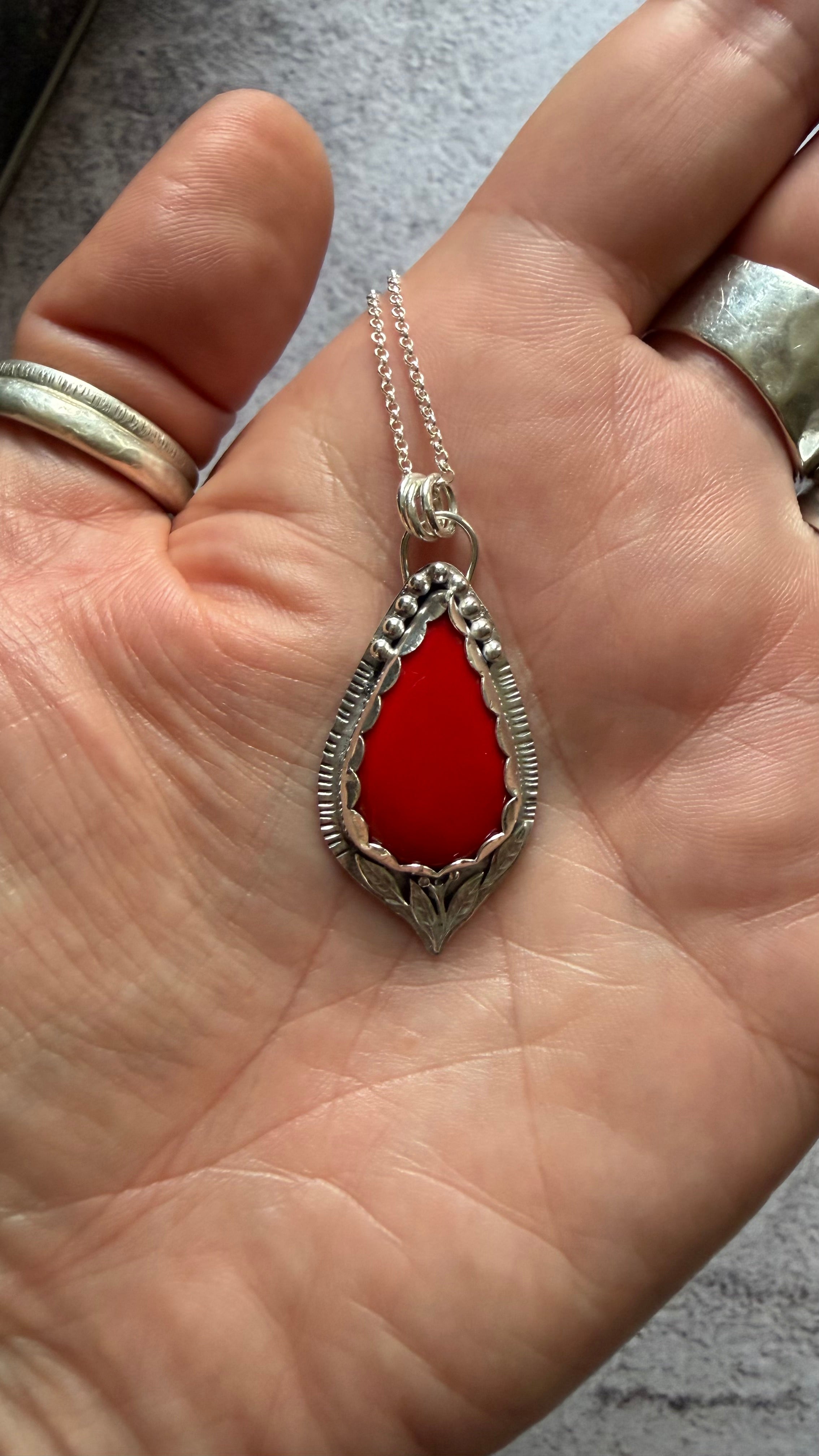 Rosarita drop necklace